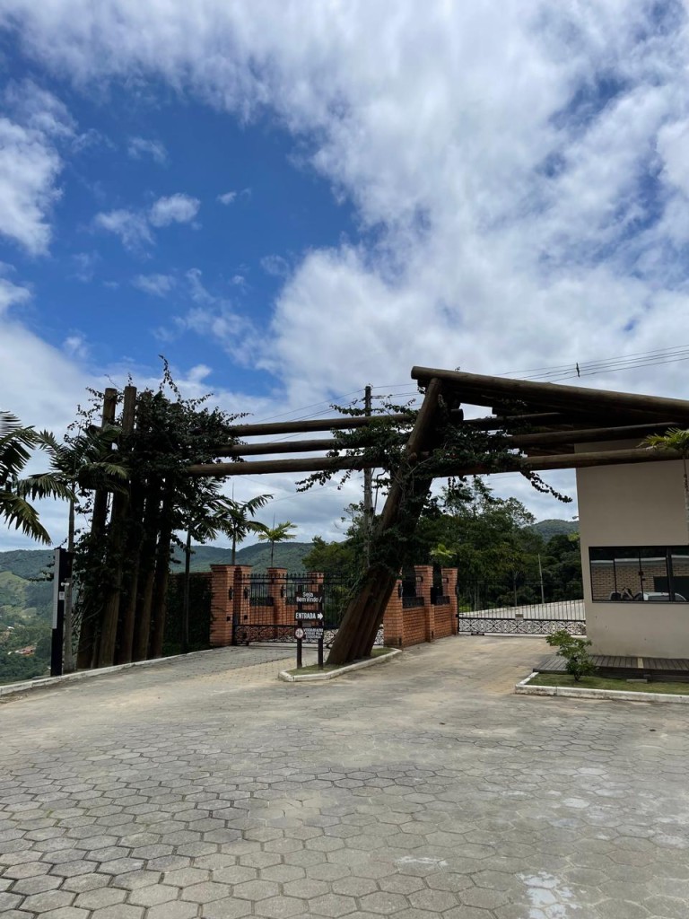 Terreno em Varginha, Santo Amaro da Imperatriz. 0 quartos, 1631m². Imagem 9 de 14